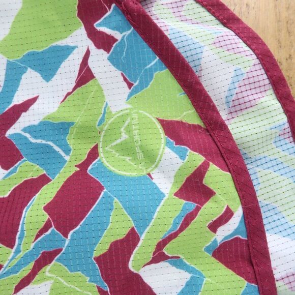 LA SPORTIVA RED/PLUM & LIME TRAIL RUNNING SHORT WITH LINER SIZE SMALL - Picture 3 of 10